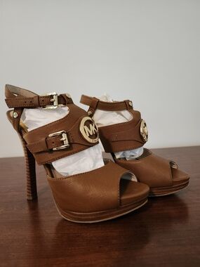 Michael Kors Camel Leather Platform Heel Sandals with Gold Accents